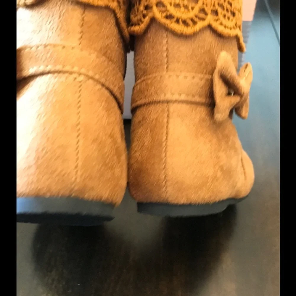 Little Angel Suede Camel Lace &Bow Toddler Boots